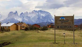Hosteria Lago Tyndall Torres del Paine National Park 外观 照片